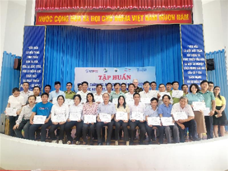 Chuỗi tập huấn Quản lý, chăm sóc và điều trị một số bệnh thường gặp trên 4 loài động vật hoang dã gây nuôi trọng điểm ( Cầy hương, dúi, nhím và nai)